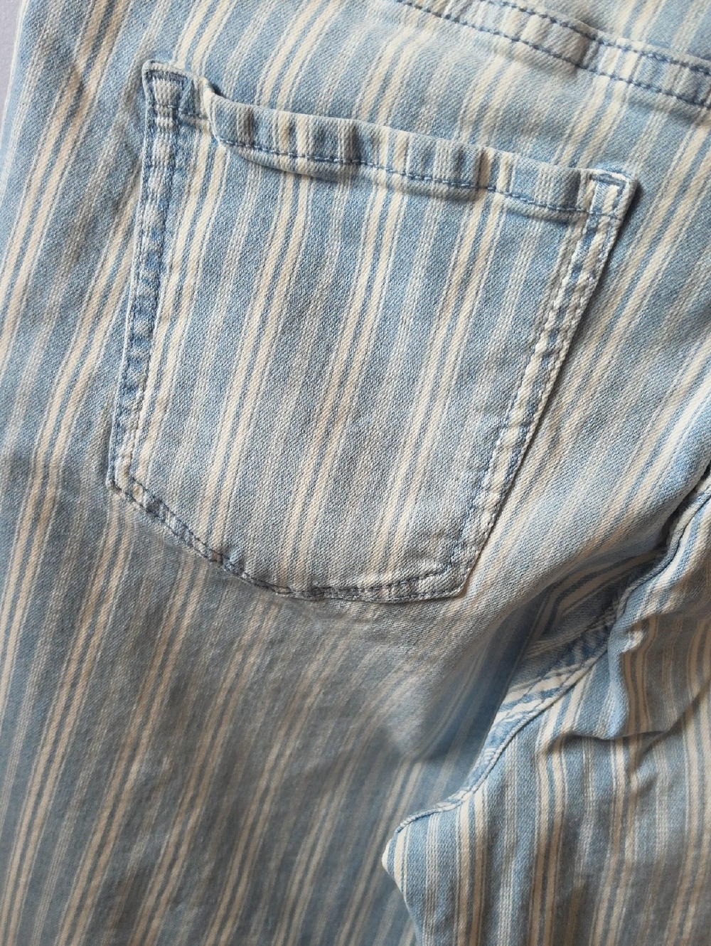 Nine West Blue and White Striped Cropped Jeans Christie Capri - Picture 6 of 6